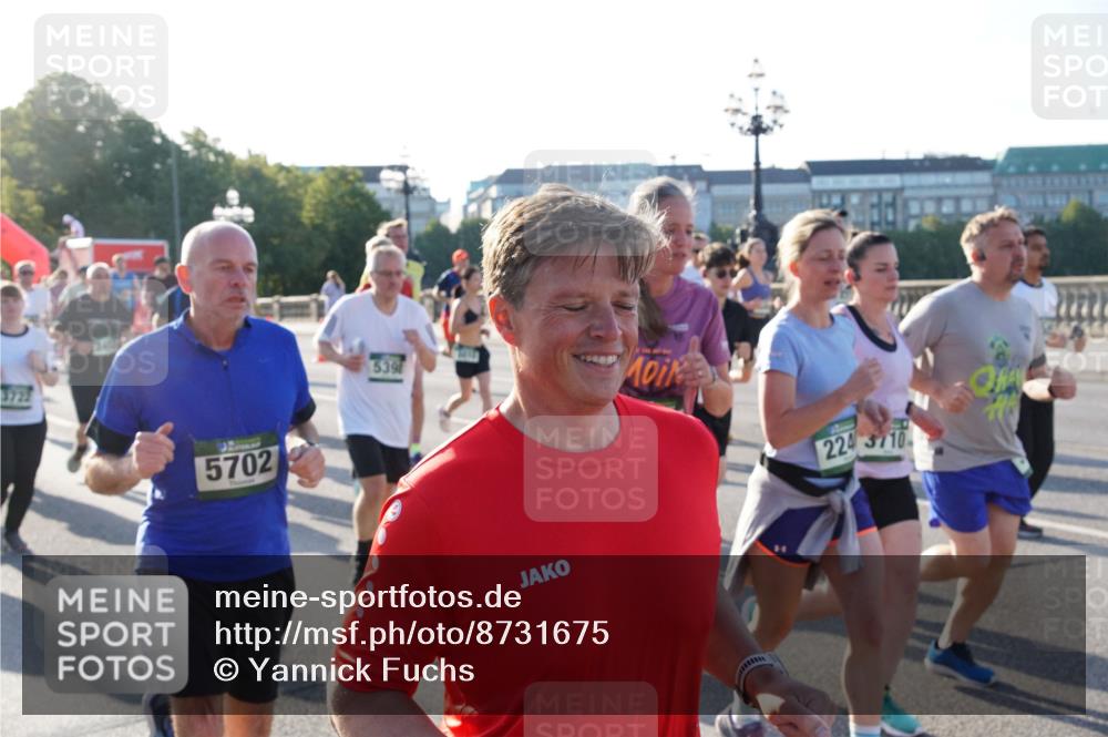 07.09.2025 - BARMER Alsterlauf Yannick Fuchs http://msf.ph/oto/8731675 07.09.2025 09:02:07 Laufen 3721, 5702, 539, 2243710 meine-sportfotos.de