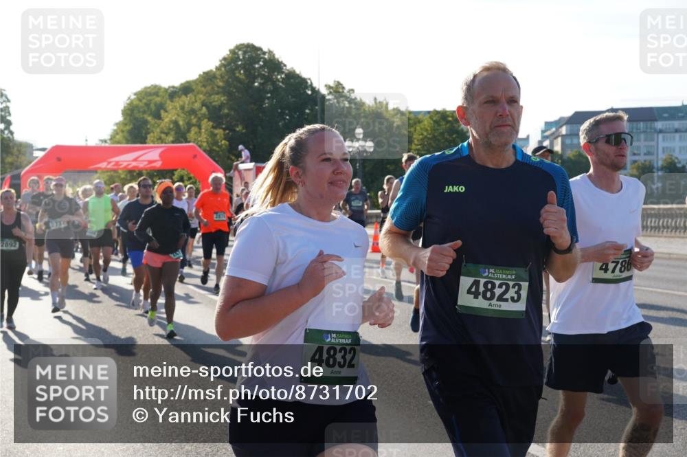 07.09.2025 - BARMER Alsterlauf Yannick Fuchs http://msf.ph/oto/8731702 07.09.2025 09:02:11 Laufen 2892, 273, 2494, 36, 4832, 36, 4823, 4786 meine-sportfotos.de