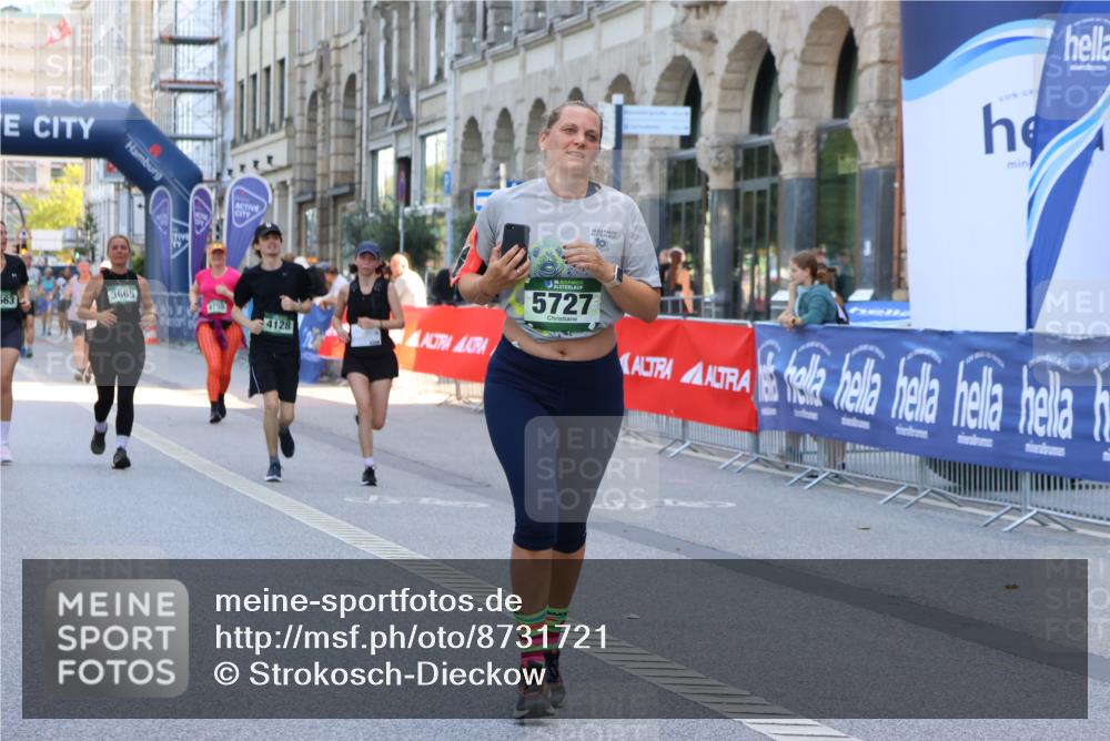 07.09.2025 - BARMER Alsterlauf Strokosch-Dieckow http://msf.ph/oto/8731721 07.09.2025 10:23:30 Ziel 2087, 2261, 2684, 2817, 3159, 3562, 3652, 3653, 3688, 4013, 4306, 4341, 4352, 4841, 5077, 5083, 5085, 5109, 5242 meine-sportfotos.de