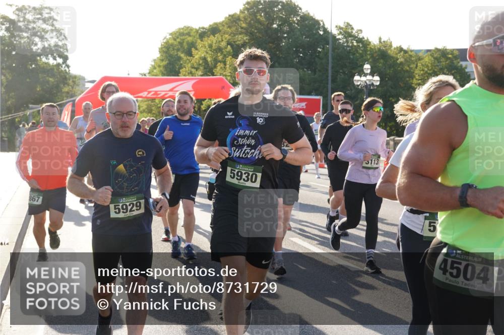 07.09.2025 - BARMER Alsterlauf Yannick Fuchs http://msf.ph/oto/8731729 07.09.2025 09:02:16 Laufen 867, 36, 5929, 10, 5930, 113, 5, 36, 4504 meine-sportfotos.de