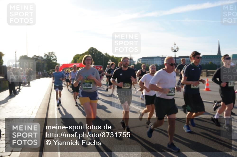 07.09.2025 - BARMER Alsterlauf Yannick Fuchs http://msf.ph/oto/8731755 07.09.2025 09:02:19 Laufen 5586, 8080, 4731, 31, 5022 meine-sportfotos.de