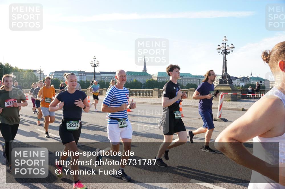07.09.2025 - BARMER Alsterlauf Yannick Fuchs http://msf.ph/oto/8731787 07.09.2025 09:02:22 Laufen 373, 3938, 3237, 3240, 3238 meine-sportfotos.de