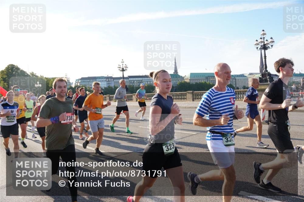 07.09.2025 - BARMER Alsterlauf Yannick Fuchs http://msf.ph/oto/8731791 07.09.2025 09:02:23 Laufen 5055, 30, 5376, 738, 3938, 323, 327 meine-sportfotos.de