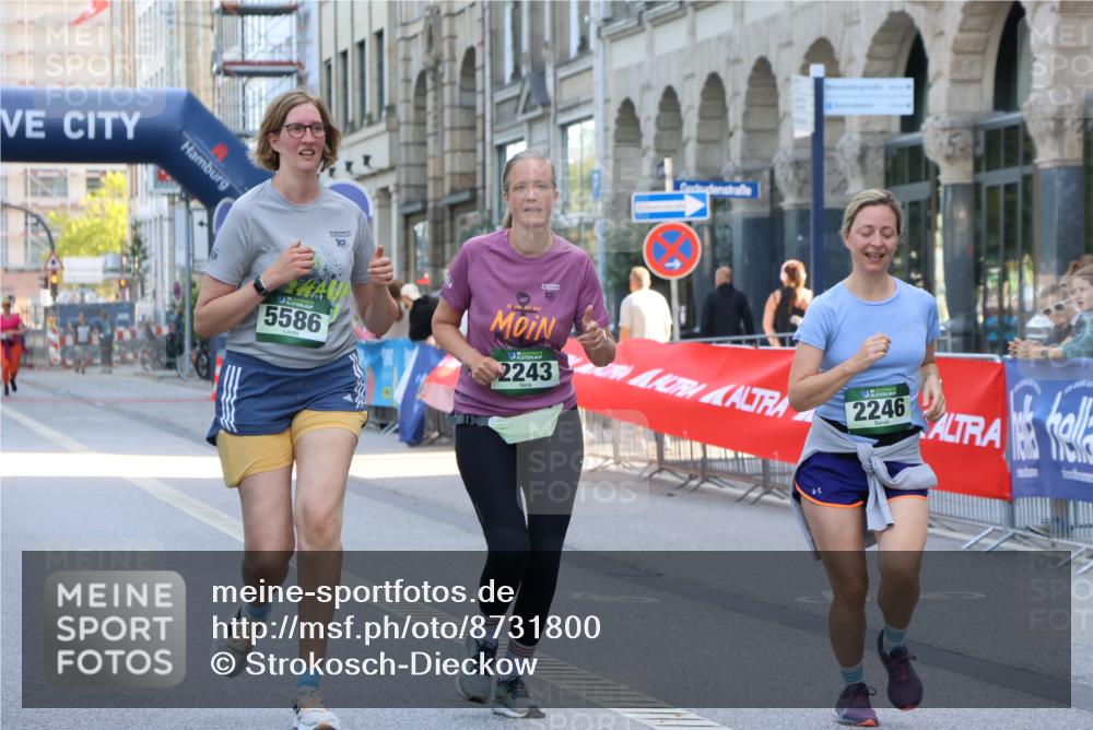 07.09.2025 - BARMER Alsterlauf Strokosch-Dieckow http://msf.ph/oto/8731800 07.09.2025 10:23:07 Ziel 2661, 3406, 3407, 3663, 3664, 3665, 3891, 3908, 4128, 4755, 4813, 4967, 5539, 8005 meine-sportfotos.de