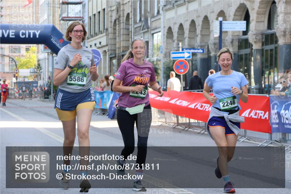 07.09.2025 - BARMER Alsterlauf Strokosch-Dieckow http://msf.ph/oto/8731811 07.09.2025 10:23:07 Ziel 2661, 3406, 3407, 3663, 3664, 3665, 3891, 3908, 4128, 4755, 4813, 4967, 5539, 8005 meine-sportfotos.de