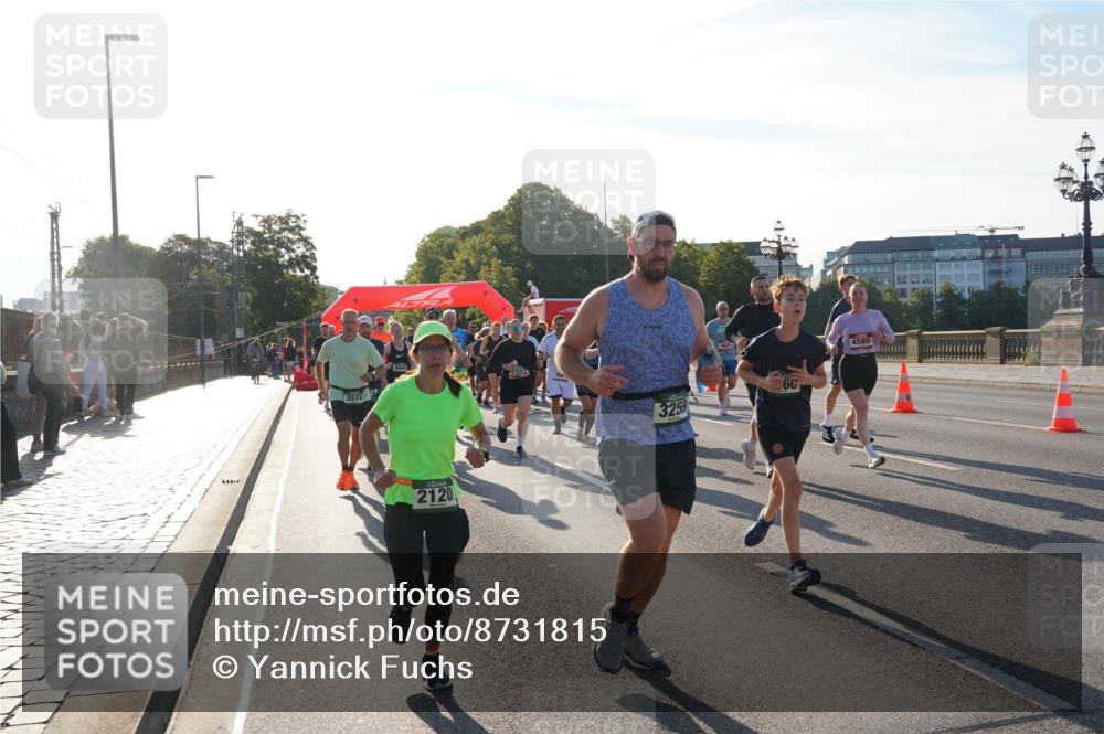 07.09.2025 - BARMER Alsterlauf Yannick Fuchs http://msf.ph/oto/8731815 07.09.2025 09:02:25 Laufen 4847, 2120, 3259, 6, 4580 meine-sportfotos.de