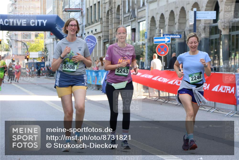 07.09.2025 - BARMER Alsterlauf Strokosch-Dieckow http://msf.ph/oto/8731821 07.09.2025 10:23:07 Ziel 2661, 3406, 3407, 3663, 3664, 3665, 3891, 3908, 4128, 4755, 4813, 4967, 5539, 8005 meine-sportfotos.de