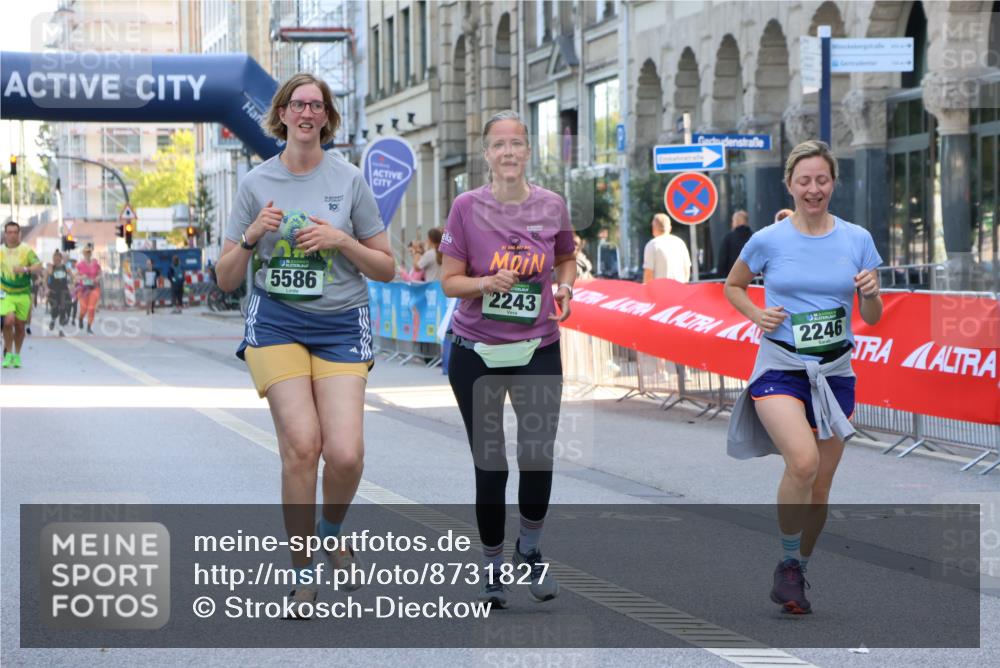 07.09.2025 - BARMER Alsterlauf Strokosch-Dieckow http://msf.ph/oto/8731827 07.09.2025 10:23:07 Ziel 2661, 3406, 3407, 3663, 3664, 3665, 3891, 3908, 4128, 4755, 4813, 4967, 5539, 8005 meine-sportfotos.de