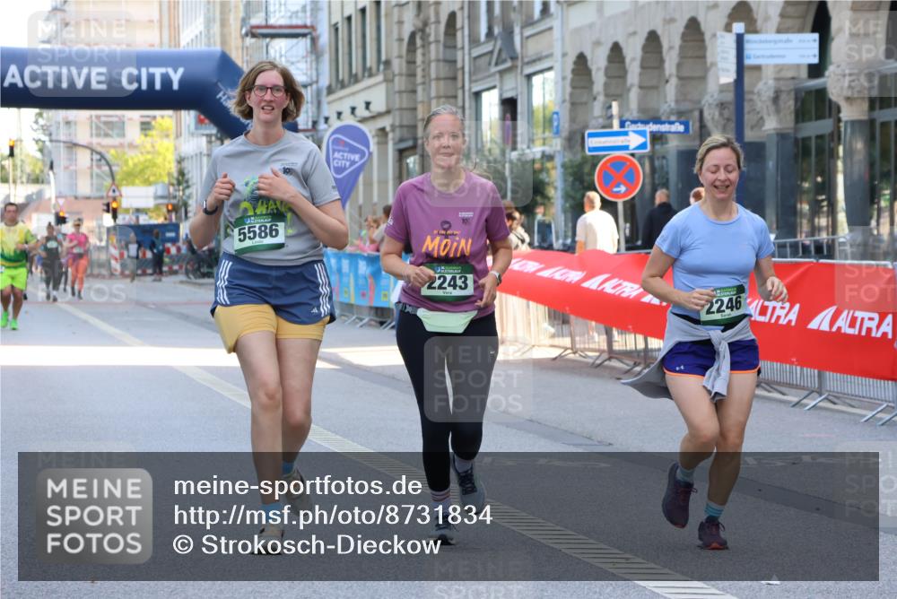 07.09.2025 - BARMER Alsterlauf Strokosch-Dieckow http://msf.ph/oto/8731834 07.09.2025 10:23:07 Ziel 2661, 3406, 3407, 3663, 3664, 3665, 3891, 3908, 4128, 4755, 4813, 4967, 5539, 8005 meine-sportfotos.de