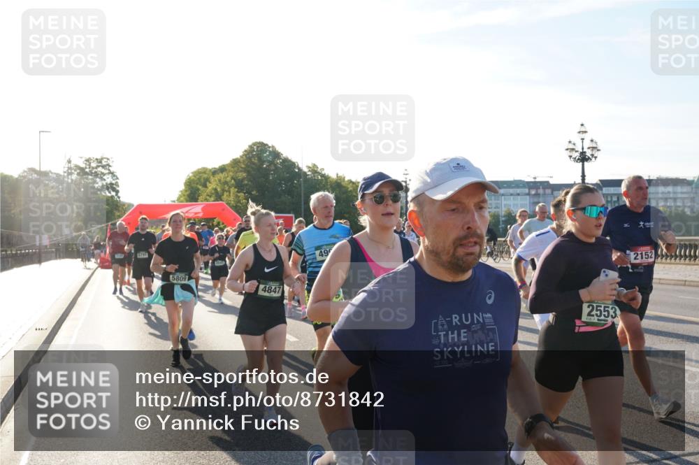 07.09.2025 - BARMER Alsterlauf Yannick Fuchs http://msf.ph/oto/8731842 07.09.2025 09:02:29 Laufen 5791, 5809, 2040, 4847, 49, 2553, 2152 meine-sportfotos.de