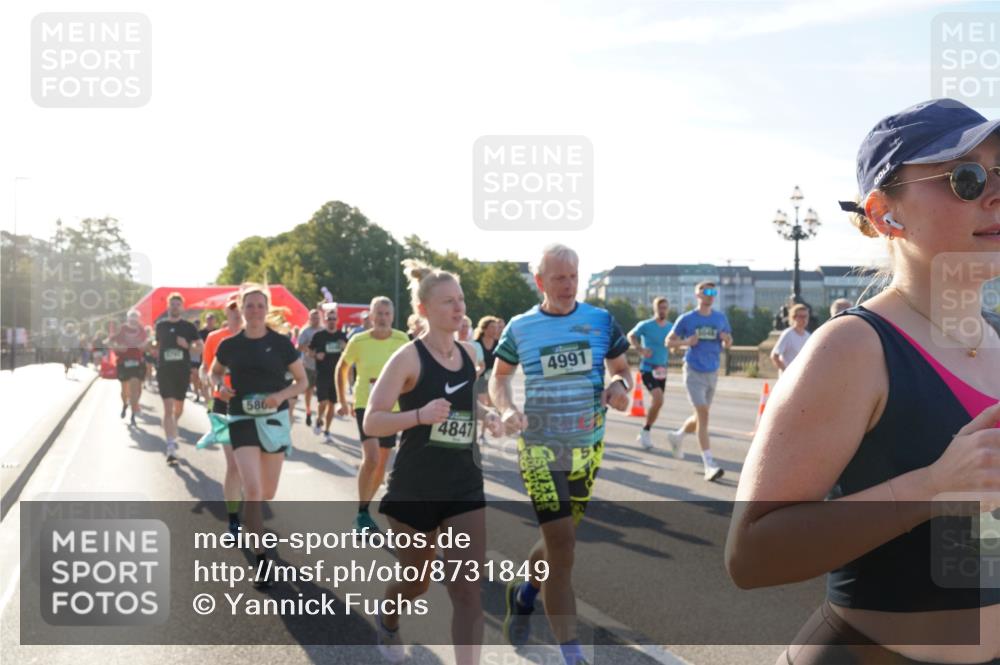 07.09.2025 - BARMER Alsterlauf Yannick Fuchs http://msf.ph/oto/8731849 07.09.2025 09:02:29 Laufen 586, 4847, 4991 meine-sportfotos.de