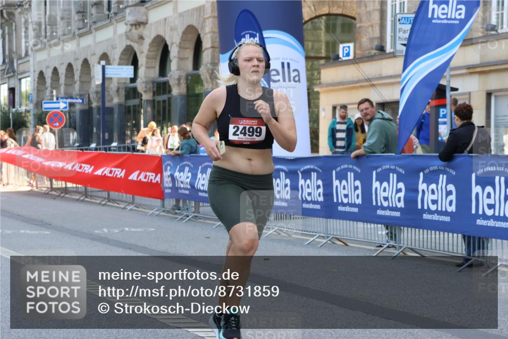 07.09.2025 - BARMER Alsterlauf Strokosch-Dieckow http://msf.ph/oto/8731859 07.09.2025 10:23:04 Ziel 2661, 3406, 3407, 3663, 3664, 3665, 3891, 3908, 4128, 4755, 4813, 4967, 5539 meine-sportfotos.de