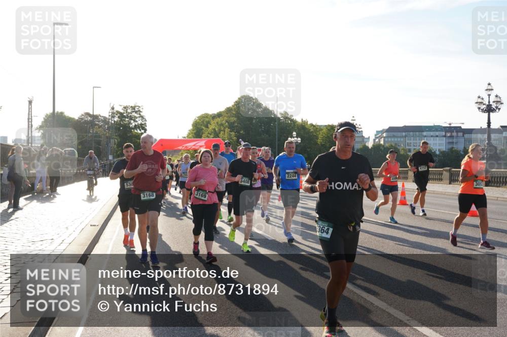 07.09.2025 - BARMER Alsterlauf Yannick Fuchs http://msf.ph/oto/8731894 07.09.2025 09:02:34 Laufen 530, 3169, 3168, 2244, 3408, 49004, 4752, 364, 305 meine-sportfotos.de