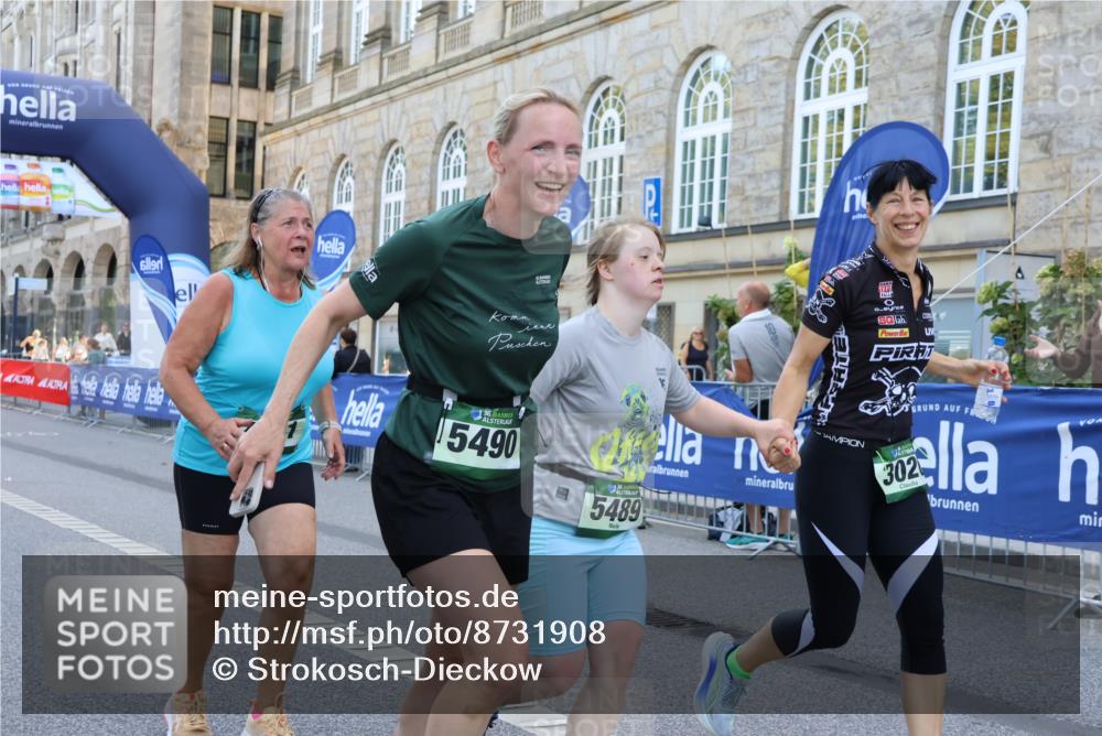 07.09.2025 - BARMER Alsterlauf Strokosch-Dieckow http://msf.ph/oto/8731908 07.09.2025 10:23:02 Ziel 3406, 3407, 3663, 3664, 3665, 4128, 4755, 4813, 4967, 5539 meine-sportfotos.de