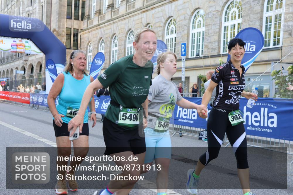07.09.2025 - BARMER Alsterlauf Strokosch-Dieckow http://msf.ph/oto/8731913 07.09.2025 10:23:02 Ziel 3406, 3407, 3663, 3664, 3665, 4128, 4755, 4813, 4967, 5539 meine-sportfotos.de