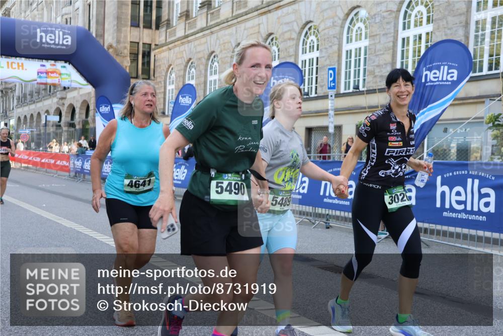 07.09.2025 - BARMER Alsterlauf Strokosch-Dieckow http://msf.ph/oto/8731919 07.09.2025 10:23:02 Ziel 3406, 3407, 3663, 3664, 3665, 4128, 4755, 4813, 4967, 5539 meine-sportfotos.de