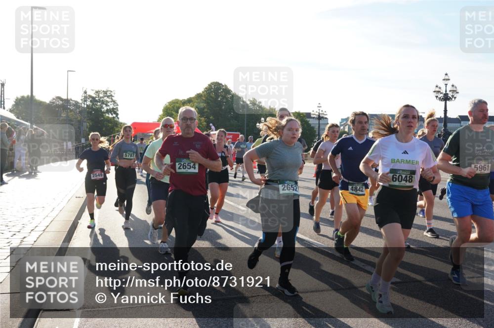 07.09.2025 - BARMER Alsterlauf Yannick Fuchs http://msf.ph/oto/8731921 07.09.2025 09:02:39 Laufen 2549, 5787, 2654, 199, 2652, 4842, 5961, 6048 meine-sportfotos.de