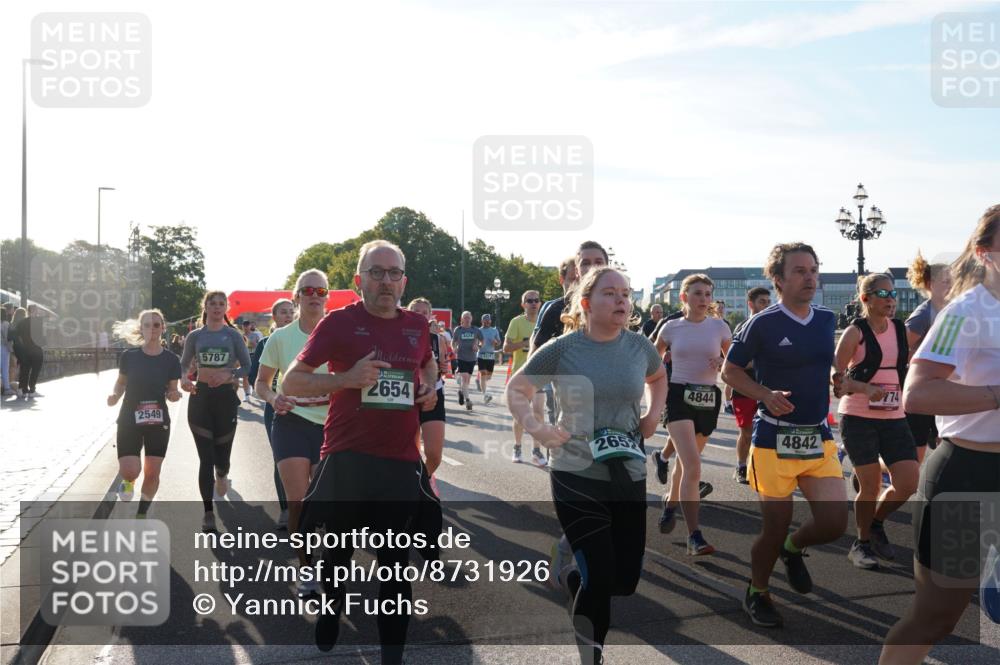 07.09.2025 - BARMER Alsterlauf Yannick Fuchs http://msf.ph/oto/8731926 07.09.2025 09:02:39 Laufen 2549, 5787, 2654, 4424, 265, 4844, 4842, 774 meine-sportfotos.de