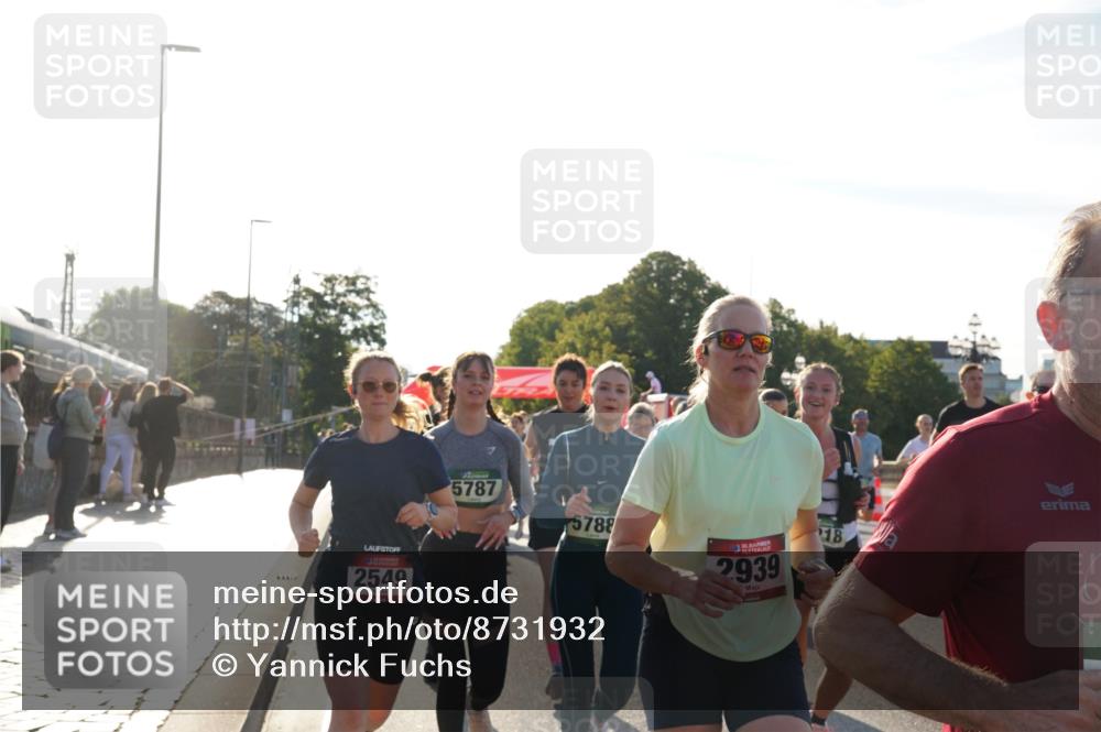 07.09.2025 - BARMER Alsterlauf Yannick Fuchs http://msf.ph/oto/8731932 07.09.2025 09:02:40 Laufen 2549, 5787, 5788, 36, 2939, 18 meine-sportfotos.de