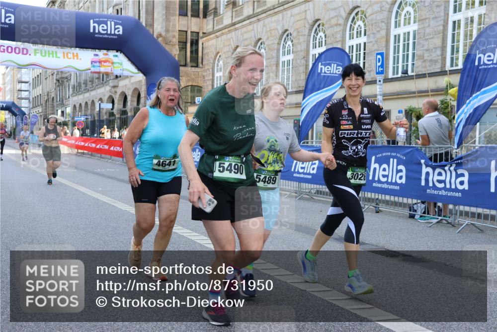 07.09.2025 - BARMER Alsterlauf Strokosch-Dieckow http://msf.ph/oto/8731950 07.09.2025 10:23:01 Ziel 3406, 3407, 3663, 3664, 3665, 4128, 4755, 4813, 4967, 5539, 5727 meine-sportfotos.de