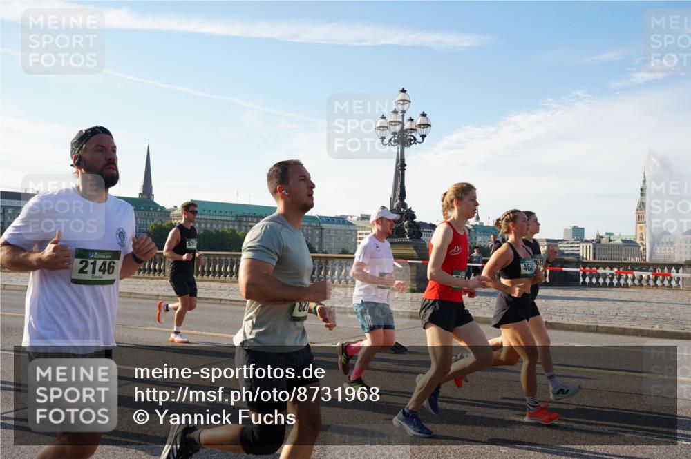 07.09.2025 - BARMER Alsterlauf Yannick Fuchs http://msf.ph/oto/8731968 07.09.2025 09:02:47 Laufen 28, 2146, 5713, 1633, 4625 meine-sportfotos.de