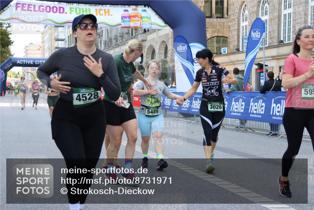 07.09.2025 - BARMER Alsterlauf Strokosch-Dieckow http://msf.ph/oto/8731971 07.09.2025 10:22:59 Ziel 3663, 3664, 3665, 4128, 4755, 4813, 4967, 5191, 5539, 5727 meine-sportfotos.de