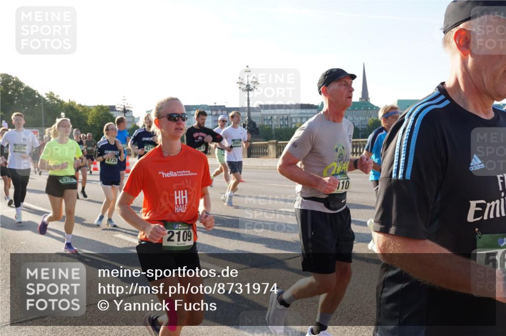 07.09.2025 - BARMER Alsterlauf Yannick Fuchs http://msf.ph/oto/8731974 07.09.2025 09:02:48 Laufen 5805, 620, 4728, 30, 2109, 5901, 5518, 110, 56 meine-sportfotos.de