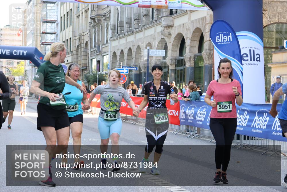 07.09.2025 - BARMER Alsterlauf Strokosch-Dieckow http://msf.ph/oto/8731984 07.09.2025 10:22:57 Ziel 3663, 3664, 3665, 4128, 4755, 4813, 4967, 5191, 5539, 5727 meine-sportfotos.de