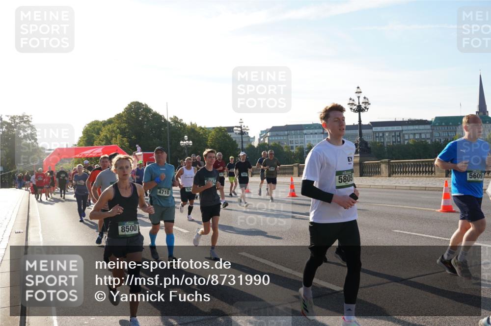 07.09.2025 - BARMER Alsterlauf Yannick Fuchs http://msf.ph/oto/8731990 07.09.2025 09:02:50 Laufen 4441, 8500, 4710, 5805, 5609 meine-sportfotos.de