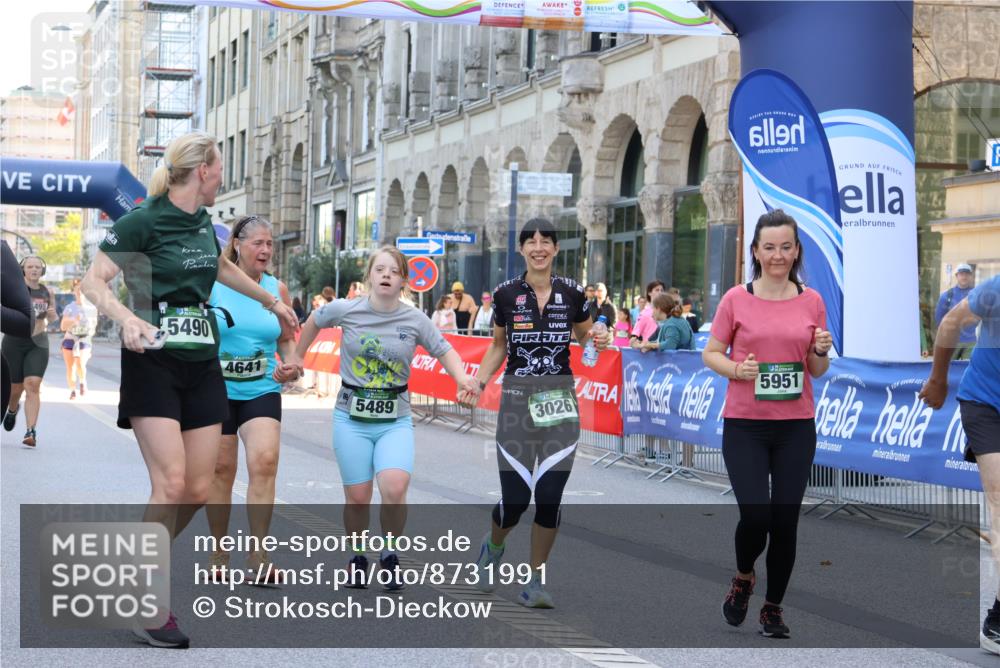 07.09.2025 - BARMER Alsterlauf Strokosch-Dieckow http://msf.ph/oto/8731991 07.09.2025 10:22:57 Ziel 3663, 3664, 3665, 4128, 4755, 4813, 4967, 5191, 5539, 5727 meine-sportfotos.de