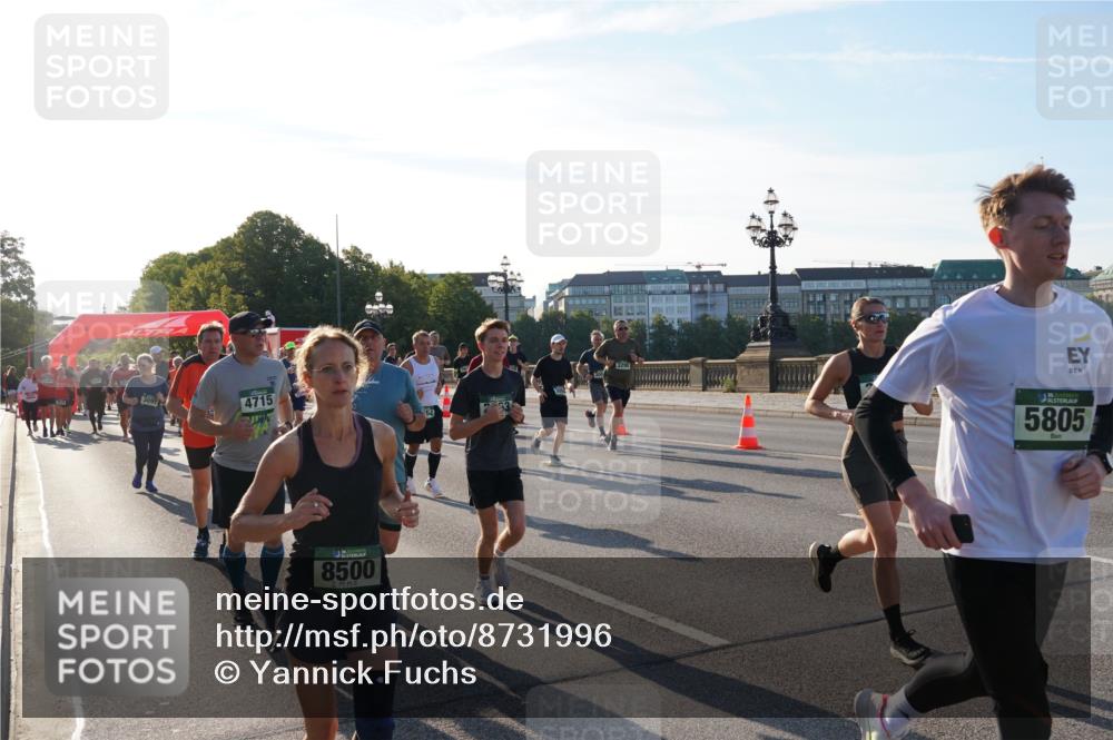 07.09.2025 - BARMER Alsterlauf Yannick Fuchs http://msf.ph/oto/8731996 07.09.2025 09:02:50 Laufen 4715, 64, 8500, 329, 5805 meine-sportfotos.de