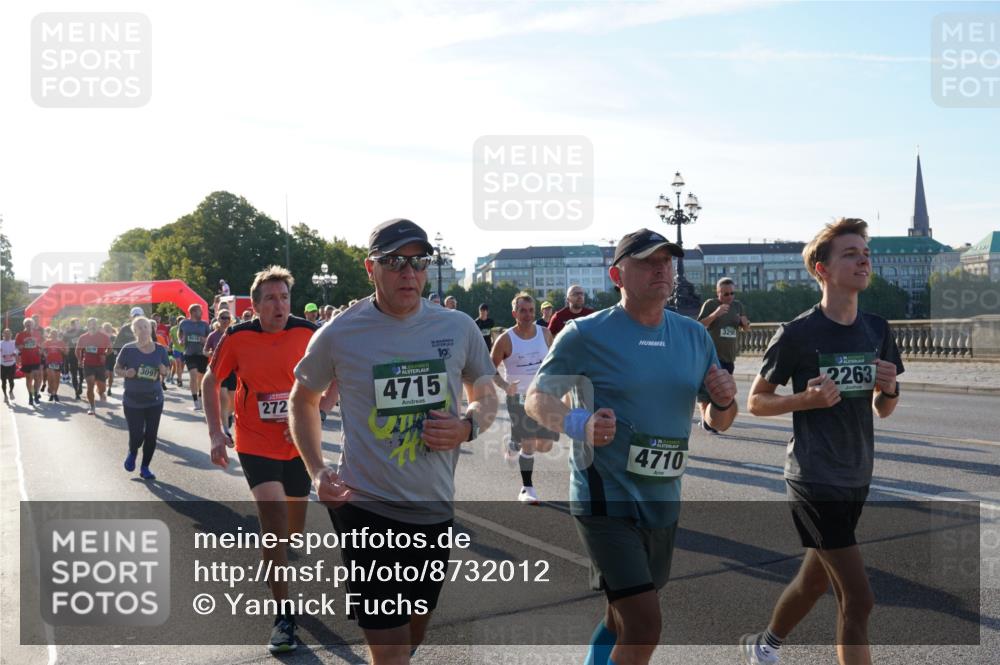 07.09.2025 - BARMER Alsterlauf Yannick Fuchs http://msf.ph/oto/8732012 07.09.2025 09:02:51 Laufen 1970, 3091, 272, 4715, 19, 329, 4710, 2263 meine-sportfotos.de