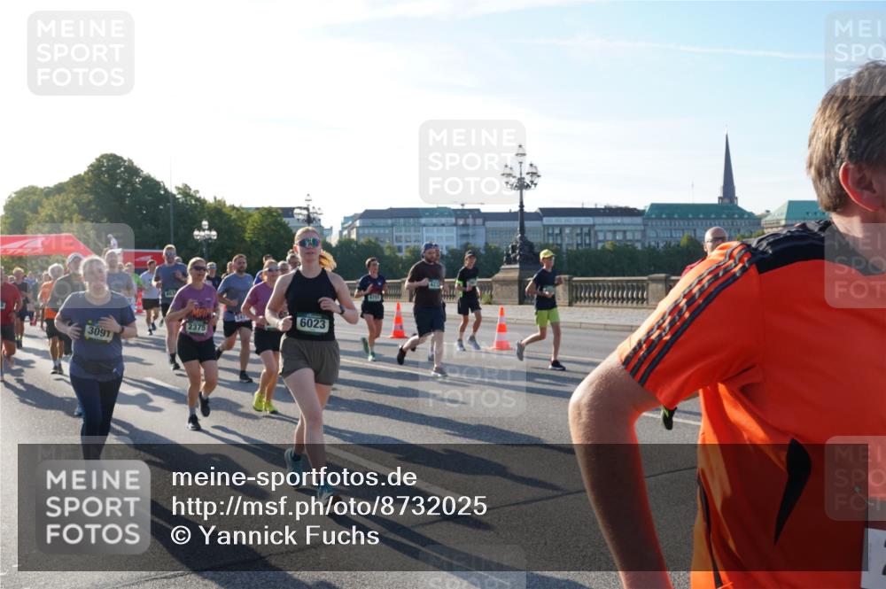 07.09.2025 - BARMER Alsterlauf Yannick Fuchs http://msf.ph/oto/8732025 07.09.2025 09:02:53 Laufen 6023, 3091, 2375, 4701 meine-sportfotos.de