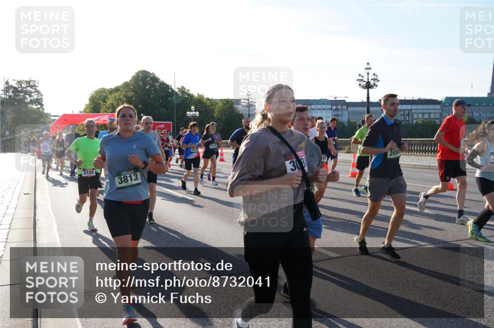 07.09.2025 - BARMER Alsterlauf Yannick Fuchs http://msf.ph/oto/8732041 07.09.2025 09:03:03 Laufen 5661, 2108, 3813, 6126, 5195, 308, 97, 2084 meine-sportfotos.de