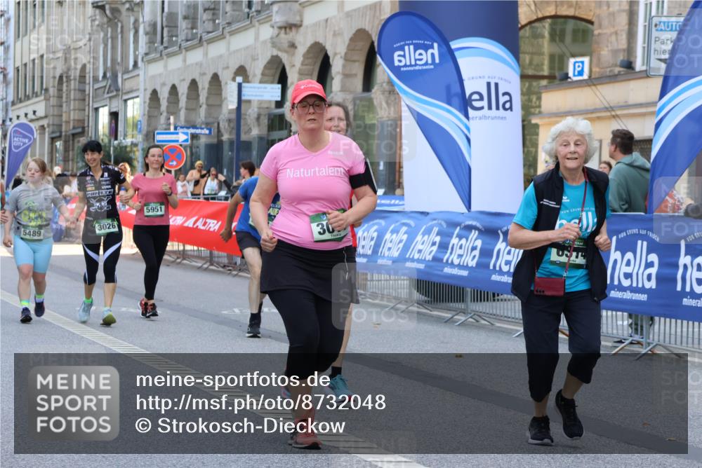 07.09.2025 - BARMER Alsterlauf Strokosch-Dieckow http://msf.ph/oto/8732048 07.09.2025 10:22:53 Ziel 3663, 3665, 4128, 4755, 5191, 5727 meine-sportfotos.de