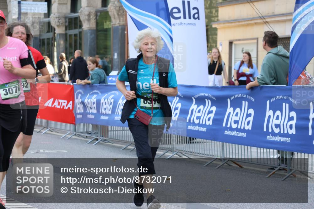 07.09.2025 - BARMER Alsterlauf Strokosch-Dieckow http://msf.ph/oto/8732071 07.09.2025 10:22:52 Ziel 3663, 3665, 4128, 4755, 5191, 5727 meine-sportfotos.de