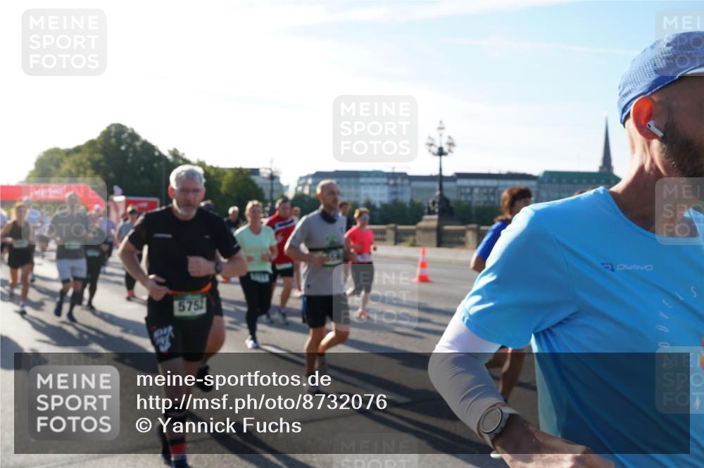 07.09.2025 - BARMER Alsterlauf Yannick Fuchs http://msf.ph/oto/8732076 07.09.2025 09:03:06 Laufen 575 meine-sportfotos.de
