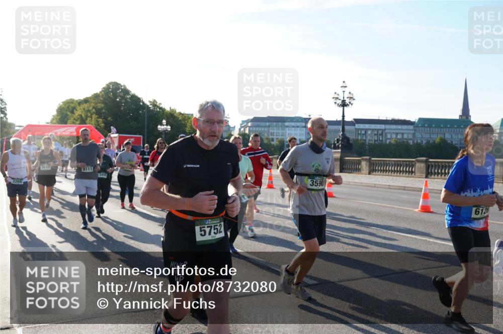 07.09.2025 - BARMER Alsterlauf Yannick Fuchs http://msf.ph/oto/8732080 07.09.2025 09:03:07 Laufen 3661, 8111, 5800, 3149, 5752, 3590, 612 meine-sportfotos.de