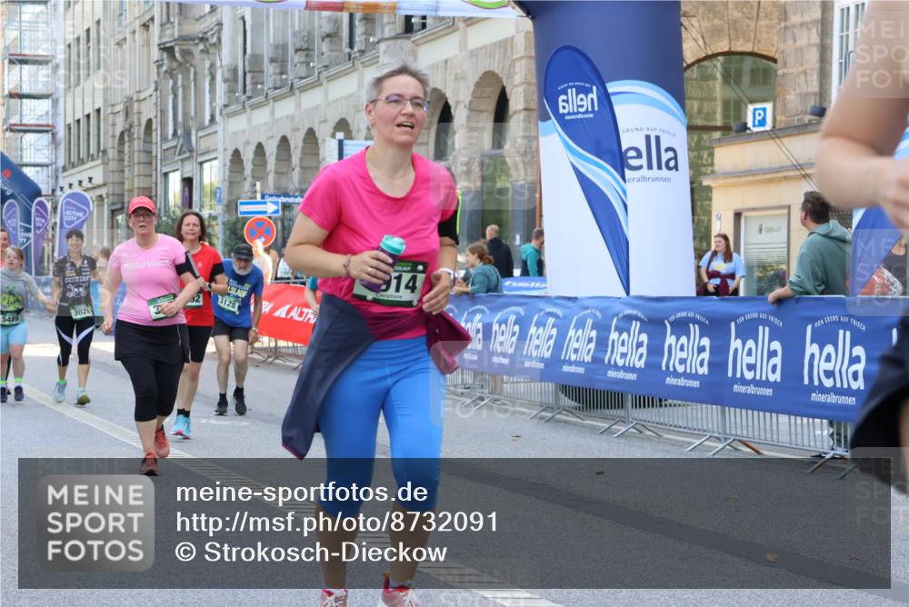07.09.2025 - BARMER Alsterlauf Strokosch-Dieckow http://msf.ph/oto/8732091 07.09.2025 10:22:50 Ziel 3663, 3665, 5191, 5727 meine-sportfotos.de