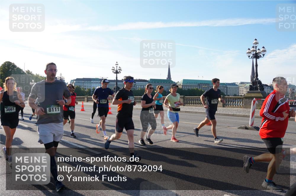 07.09.2025 - BARMER Alsterlauf Yannick Fuchs http://msf.ph/oto/8732094 07.09.2025 09:03:09 Laufen 3661, 8111, 526, 6248, 923, 286, 418, 5075 meine-sportfotos.de