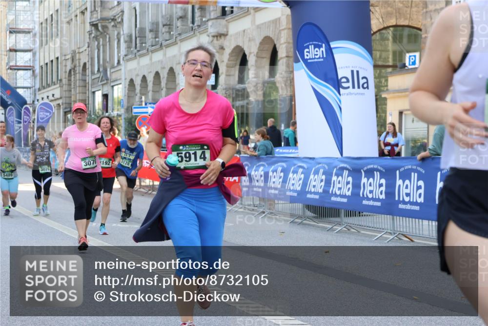 07.09.2025 - BARMER Alsterlauf Strokosch-Dieckow http://msf.ph/oto/8732105 07.09.2025 10:22:50 Ziel 3663, 3665, 5191, 5727 meine-sportfotos.de