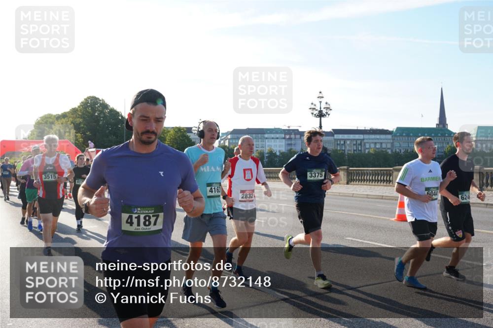 07.09.2025 - BARMER Alsterlauf Yannick Fuchs http://msf.ph/oto/8732148 07.09.2025 09:03:16 Laufen 3515, 417, 36, 4187, 4163, 2832, 3375, 6044, 624 meine-sportfotos.de