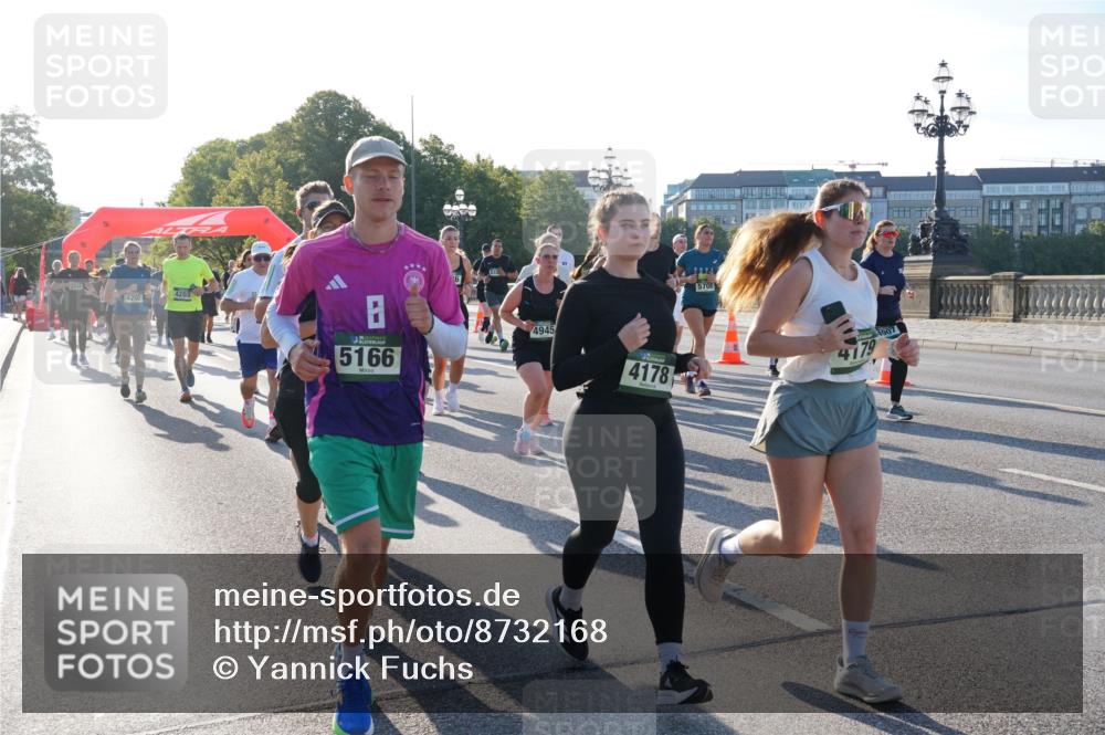 07.09.2025 - BARMER Alsterlauf Yannick Fuchs http://msf.ph/oto/8732168 07.09.2025 09:03:19 Laufen 4202, 4203, 5166, 4945, 4178, 5706, 4907 meine-sportfotos.de