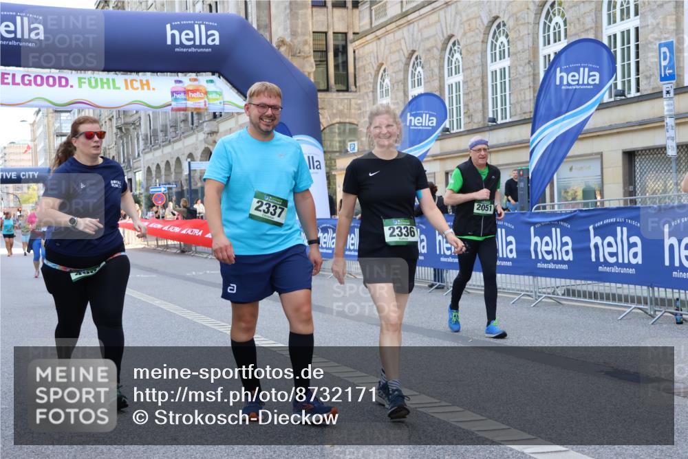 07.09.2025 - BARMER Alsterlauf Strokosch-Dieckow http://msf.ph/oto/8732171 07.09.2025 10:22:44 Ziel 2243, 2246, 5191, 5586, 5727 meine-sportfotos.de