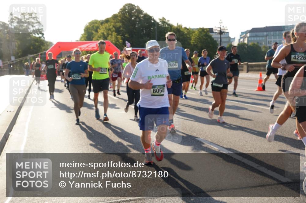 07.09.2025 - BARMER Alsterlauf Yannick Fuchs http://msf.ph/oto/8732180 07.09.2025 09:03:21 Laufen 6058, 2606, 4226 meine-sportfotos.de