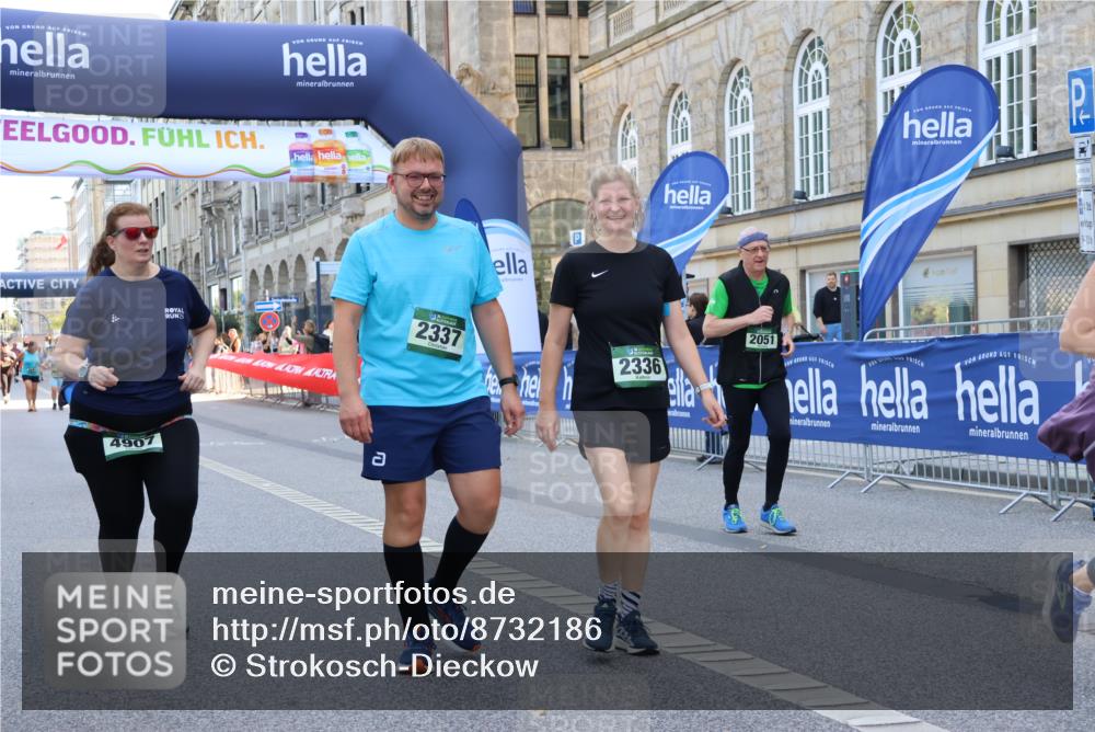 07.09.2025 - BARMER Alsterlauf Strokosch-Dieckow http://msf.ph/oto/8732186 07.09.2025 10:22:44 Ziel 2243, 2246, 5191, 5586, 5727 meine-sportfotos.de