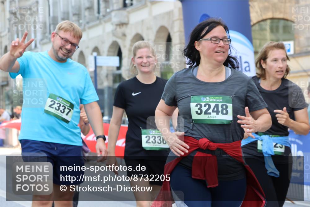 07.09.2025 - BARMER Alsterlauf Strokosch-Dieckow http://msf.ph/oto/8732205 07.09.2025 10:22:41 Ziel 2243, 2246, 5191, 5586, 5727 meine-sportfotos.de