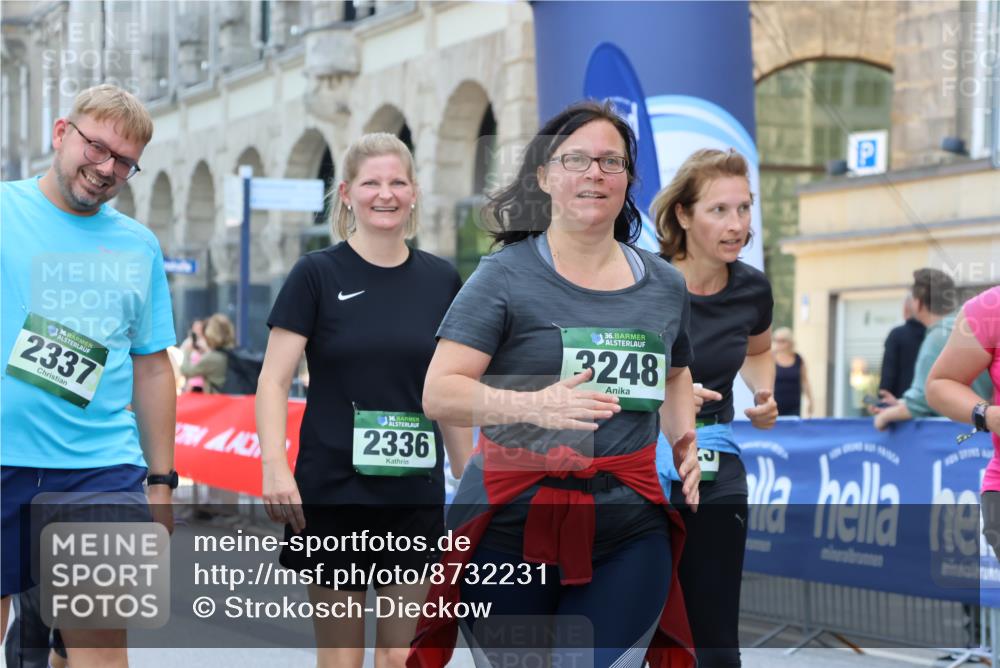07.09.2025 - BARMER Alsterlauf Strokosch-Dieckow http://msf.ph/oto/8732231 07.09.2025 10:22:40 Ziel 2243, 2246, 5191, 5586 meine-sportfotos.de