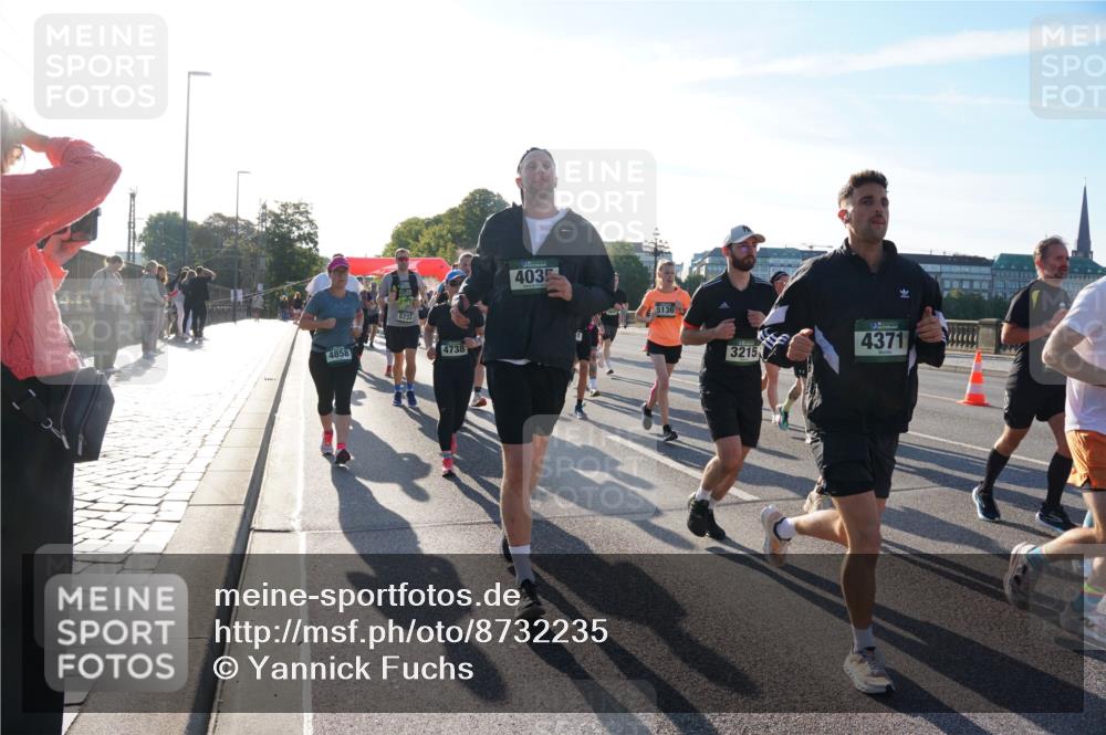 07.09.2025 - BARMER Alsterlauf Yannick Fuchs http://msf.ph/oto/8732235 07.09.2025 09:03:39 Laufen 5733, 4858, 4738, 4035, 5136, 3215, 4371 meine-sportfotos.de