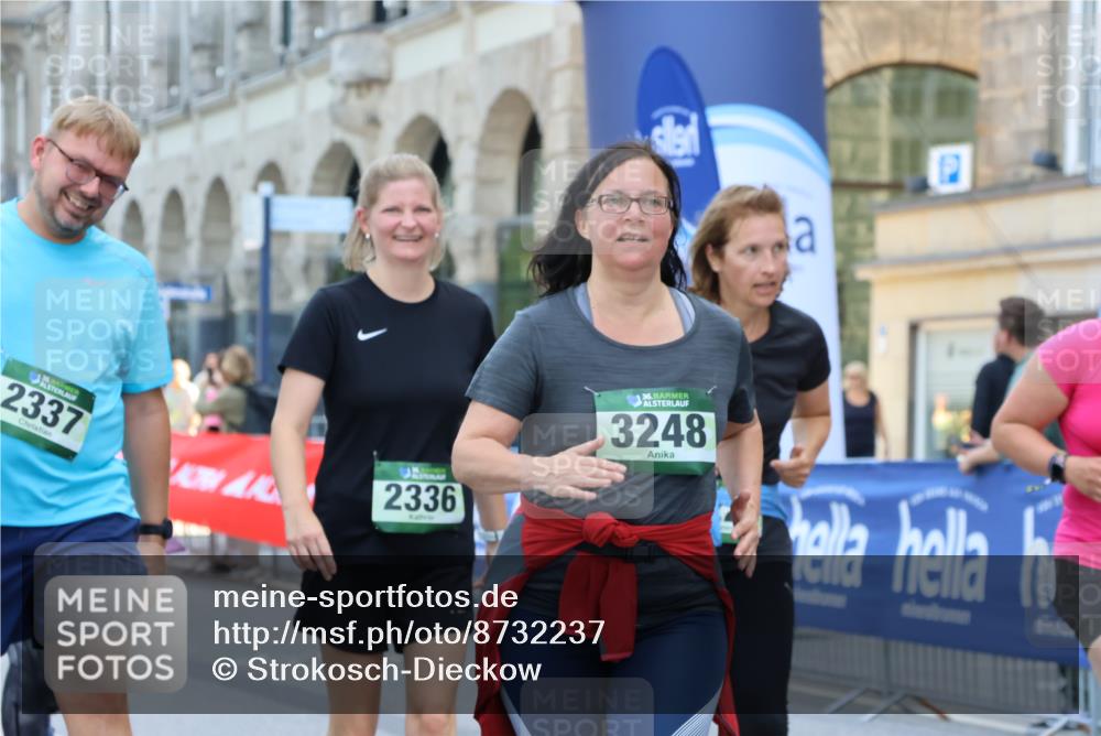 07.09.2025 - BARMER Alsterlauf Strokosch-Dieckow http://msf.ph/oto/8732237 07.09.2025 10:22:40 Ziel 2243, 2246, 5191, 5586 meine-sportfotos.de